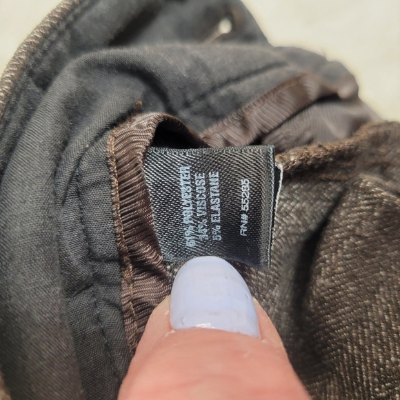 Express, Brown career pants, size 2, Editor - Picture 9 of 10